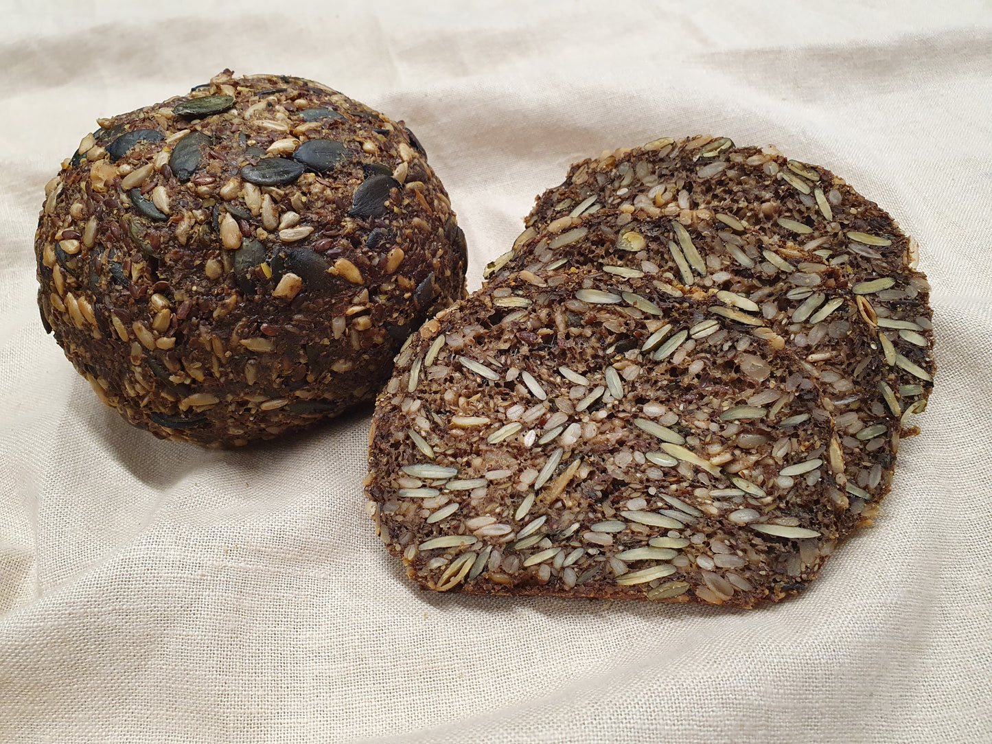 Saatenbatzen – Saatenbrot mit Walnüssen